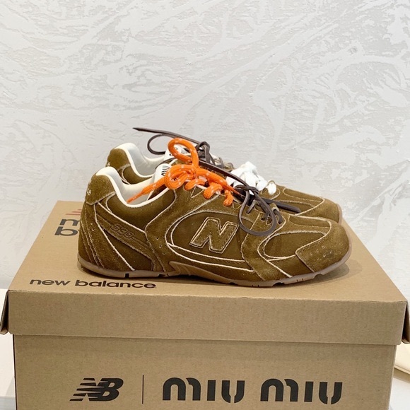 New Balance Kids Sneakers - Olive and Orange